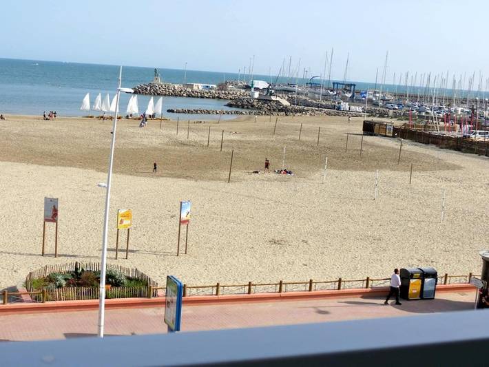 Gîte pour 2 personnes, avec vue et terrasse dans Office de Tourisme de Palavas les Flots