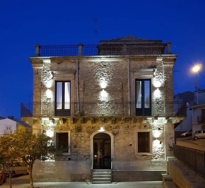 Location de vacances pour 3 personnes, avec terrasse à Montalbano Elicona - 3