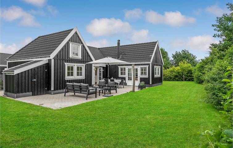 Ferienhaus für 6 Personen, mit Terrasse und Garten sowie Sauna