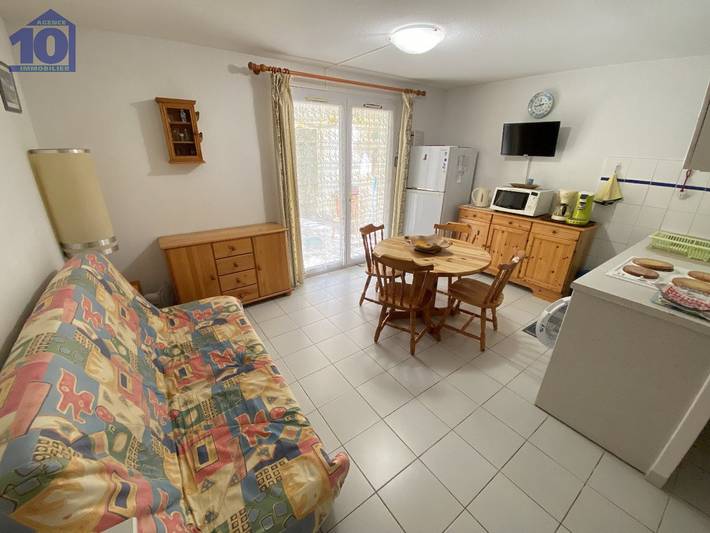 Location de vacances pour 6 personnes, avec terrasse dans Plage du Casino - 2