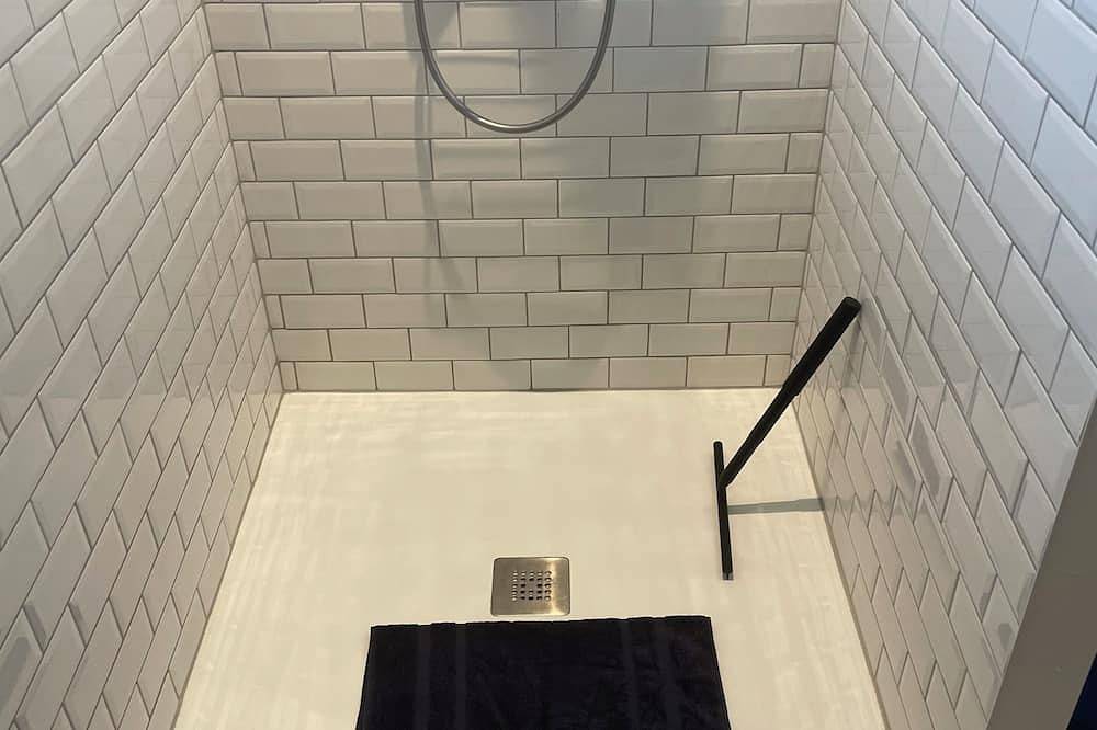 Izel 1 between land, sea and golf in Ploemel, Côte des Mégalithes