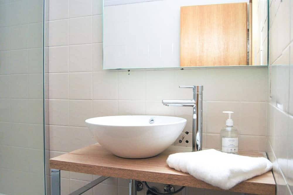 Ideal for friends traveling together, 3 bedrooms, 4 bathrooms - guest house at the Moseltherme in Traben-Trarbach, Région de Bernkastel-Kues