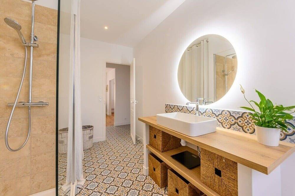 Apartamento entero, We're delighted to welcome you to this magnificent accommodation nestled in the heart of the city! in Alfortville, Valle del Marne