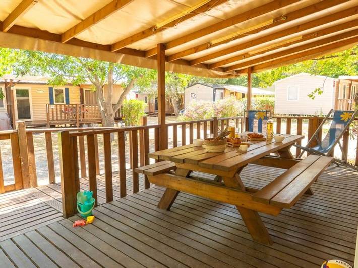 Camping pour 4 personnes, avec piscine et terrasse à Vic-la-Gardiole - 2