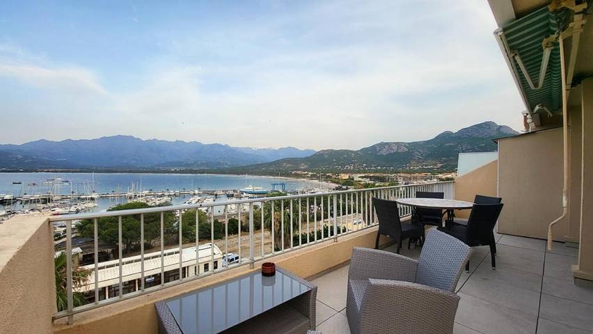 Gîte pour 2 personnes, avec vue et terrasse dans Office De Tourisme De Calvi - 4