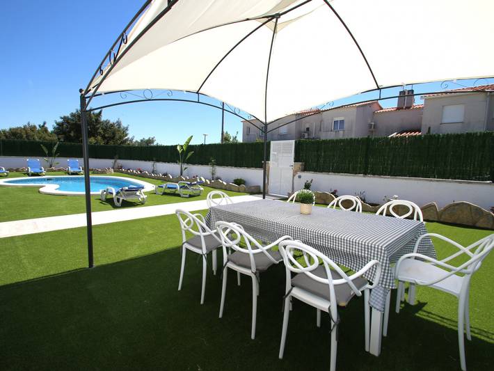 Casa rural para 8 personas, con Terraza y Jardín en Vandellós y Hospitalet del Infante - 2