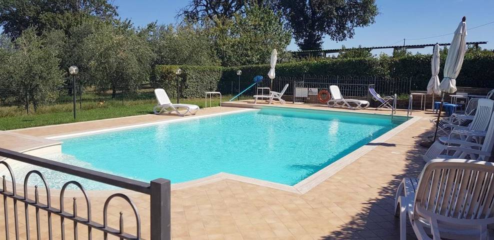 Appartamento per 2 persone, con Balcone e Terrazza nonché Giardino e Piscina a Orvieto