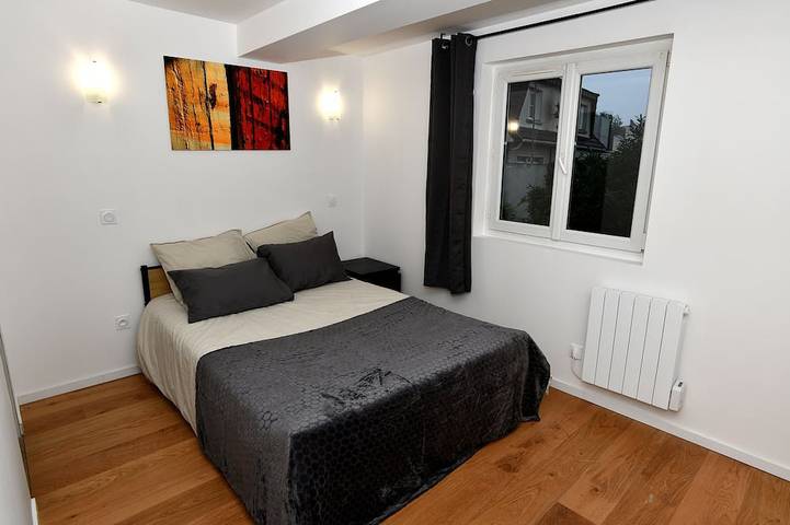 Location de vacances pour 15 personnes, avec Jacuzzi et Jardin à Rosny-sous-Bois - 4