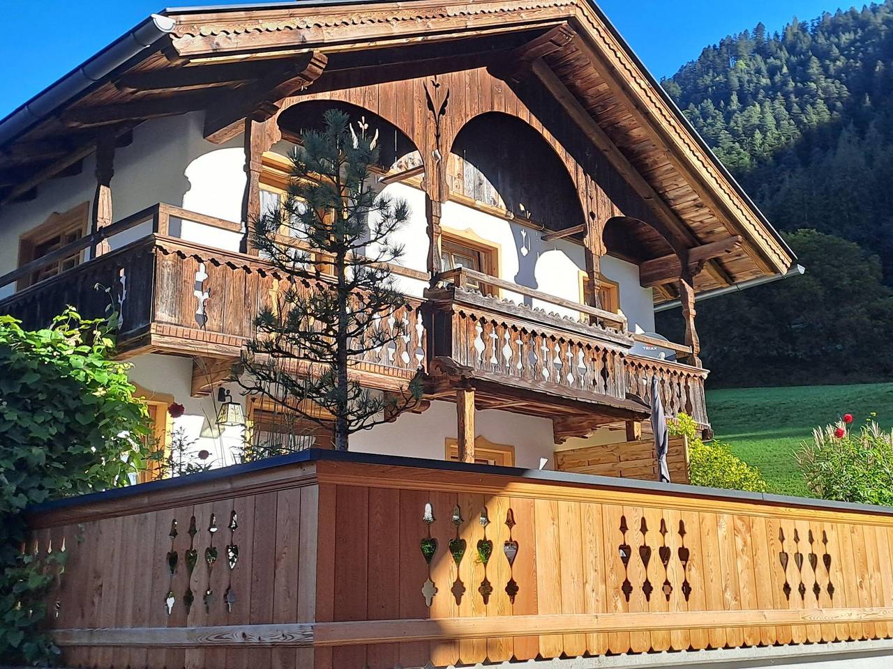 Chalet Anna mit Bergblick in Bruck am Ziller, Kaisergebirge