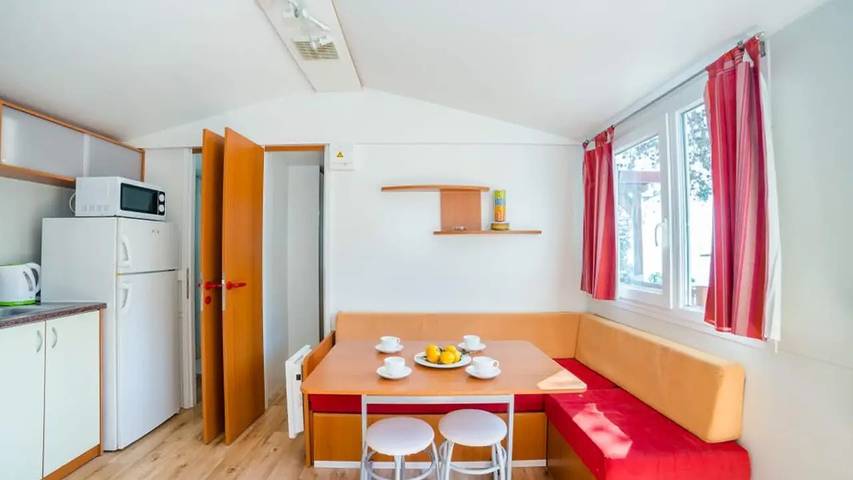 Ferienwohnung für 4 Personen, mit Terrasse, mit Haustier in Pakostane - 4