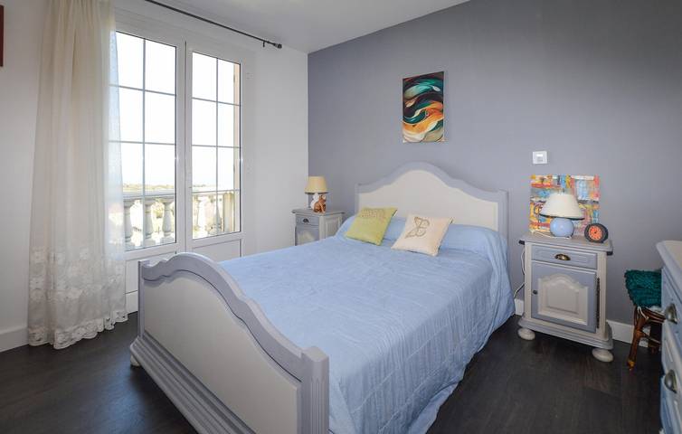 Apartamento con vistas al mar, piscina, WiFi y aparcamiento in Cervione, Región de Corte