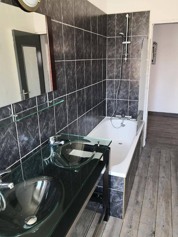 Appartement entier, 60m2 à 300m de la plage - terrasse privative - lits faits - Wifi gratuit in Berck Plage, Berck