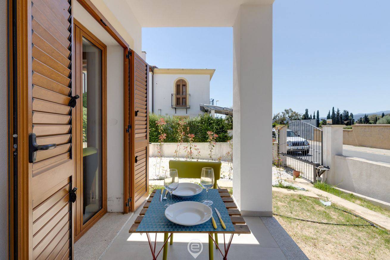 Ganze Wohnung, Ferienwohnung für 2 Personen mit Balkon/Terrasse in Arbatax, Tortolì