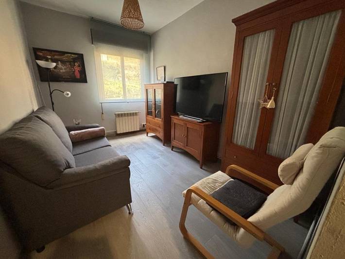 Gîte pour 4 personnes, avec terrasse et jacuzzi à Langreo
