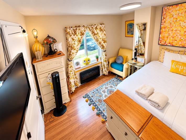 Habitación amarilla cerca de Yale in New Haven (desambiguación), Connecticut