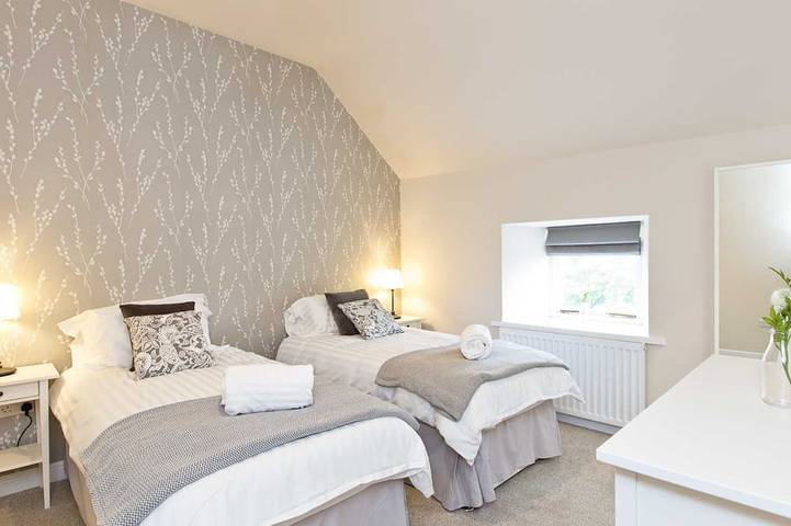 The Star in Taddington, 9 bedroom exclusive venue. Close to Buxton and Bakewell. in Taddington, Derbyshire