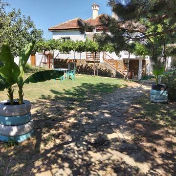 Ferienhaus für 6 Personen in Karnobat, Oblast Burgas, Bild 1