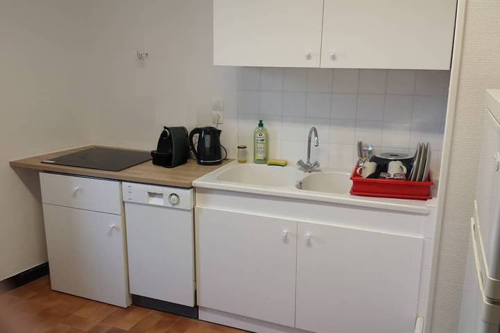 Gîte pour 5 personnes, avec terrasse dans Gare De La Bourboule