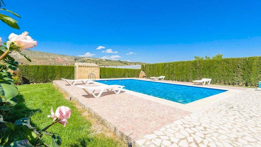 Chalet para 9 personas, con piscina en Sierra de Cazorla - 3
