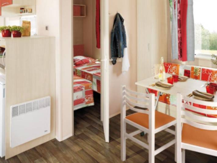 Camping pour 6 personnes, avec piscine et sauna, animaux acceptés dans le Puy-de-Dôme - 4