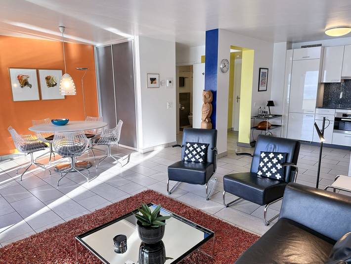 Appartement entier, Appartement de vacances pour 4 personnes avec terrasse in Alpes tessinoises