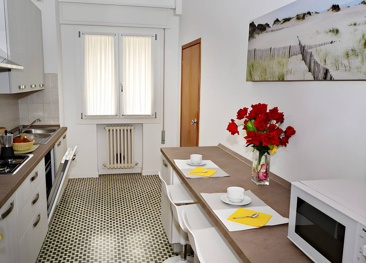 Ganze Wohnung, Apartment 'Cattel A02' mit privater Terrasse in Lido di Jesolo, Jesolo