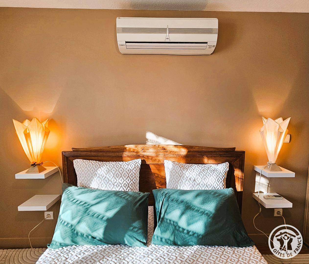 Les Jeunes Années in Turenne, Brive-la-Gaillarde region