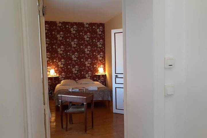 Location de vacances pour 12 personnes, avec jardin à Nazelles-Négron - 3