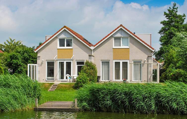Ferienhaus für 6 Personen, mit Seeblick und Ausblick sowie Garten und Terrasse in Makkum - 3