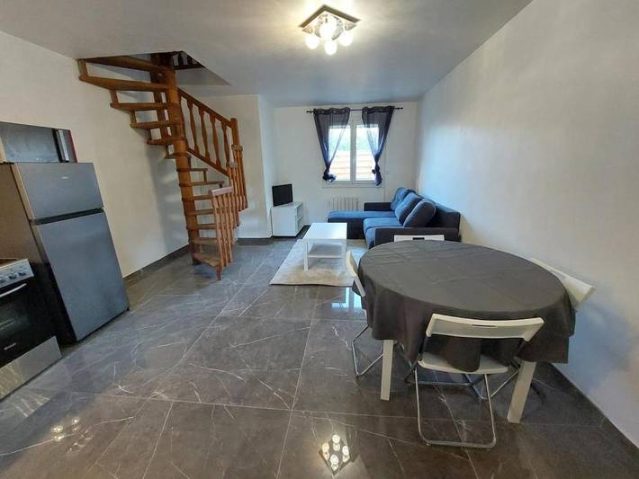 Apartamento de vacaciones para 4 personas, con jardín y vistas - 1