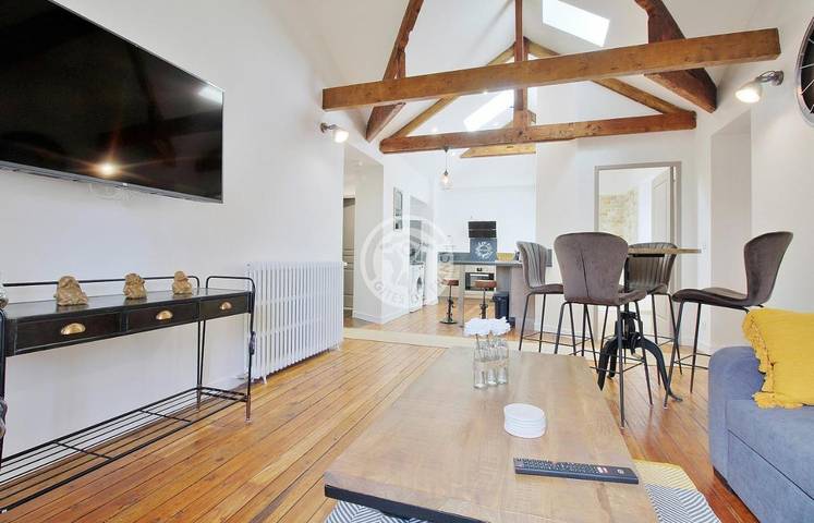 Appart’hôtel pour 4 personnes, avec Jacuzzi et Jardin ainsi que Sauna et Vue