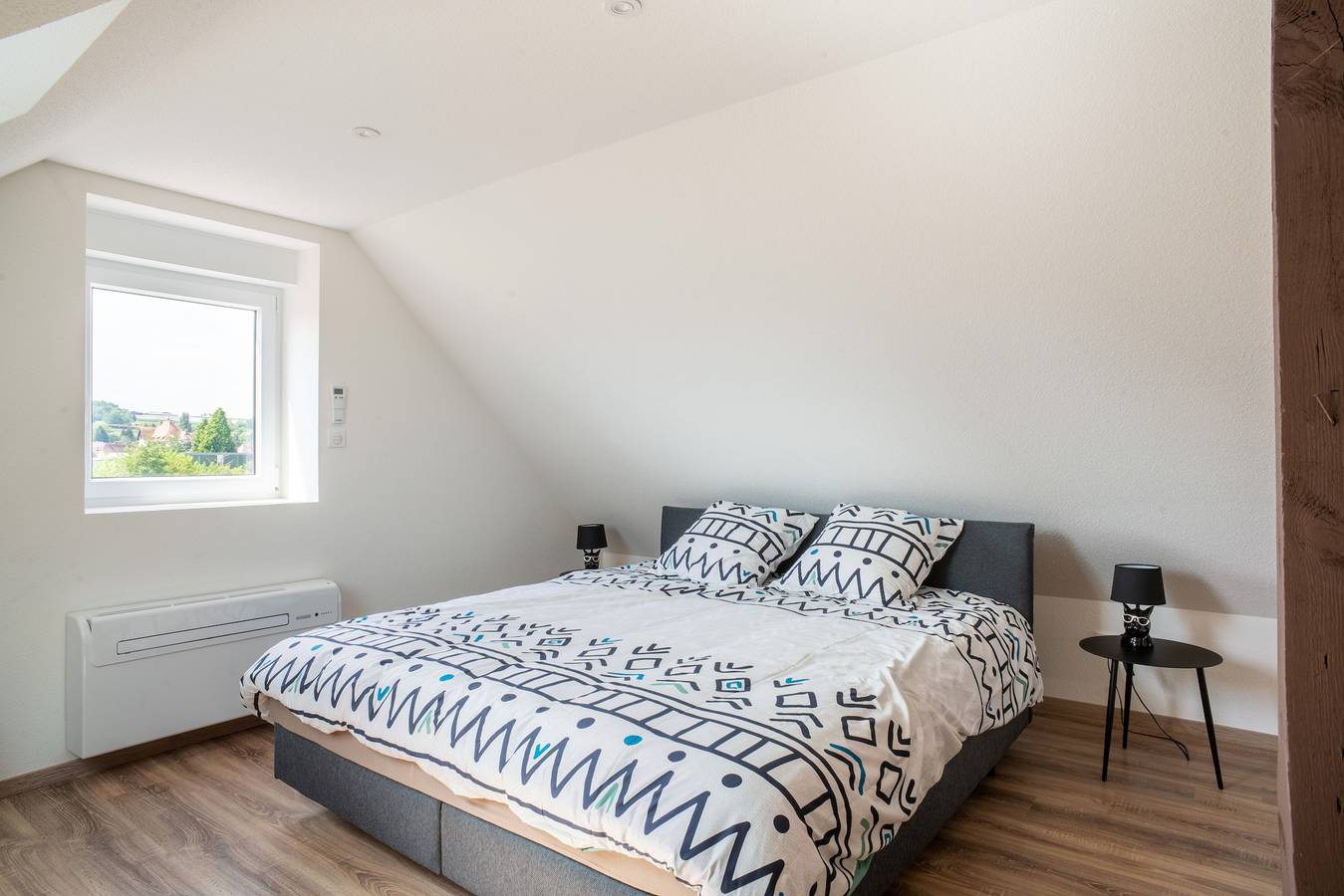 Entire apartment, Gemütlich 7 - Appartement cosy climatisé in Weissenburg, Wissembourg region