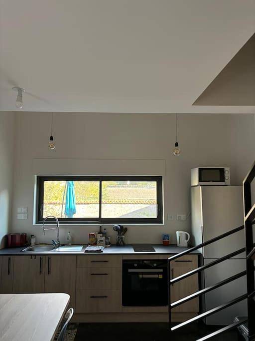 Appartement entier, Charmante maison rénovée centre-ville in Balbigny, Région de Roanne