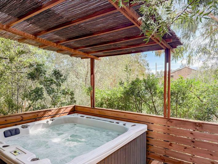 Gîte für 2 Personen, mit Terrasse und Whirlpool sowie Sauna