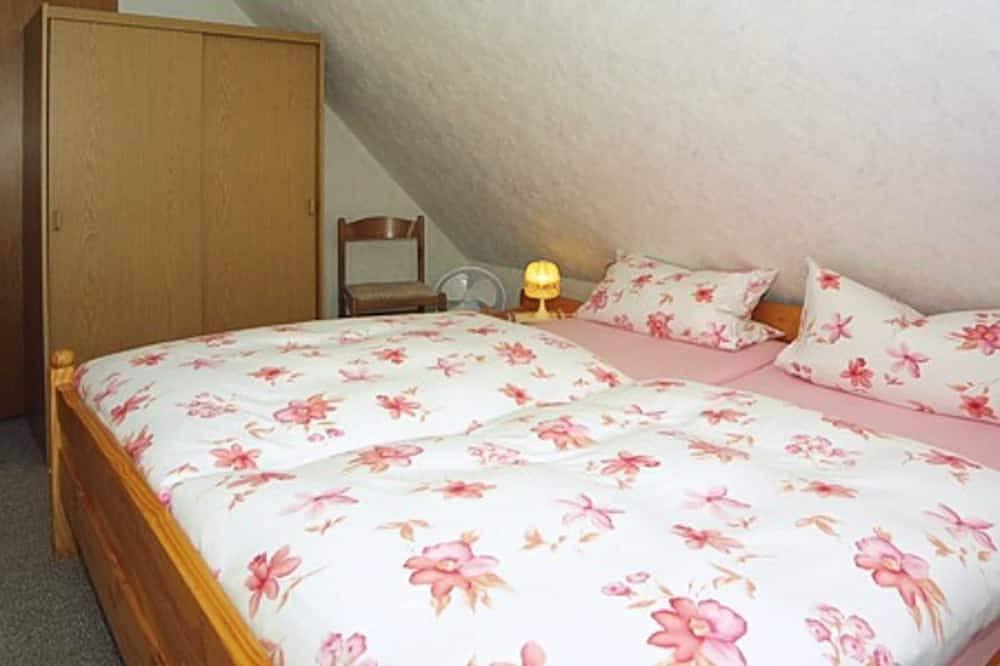 Ganze Wohnung, Ferienwohnung klein - Ferienhaus Zur Schmiede in Dunum in Dunum, Nordseeküste