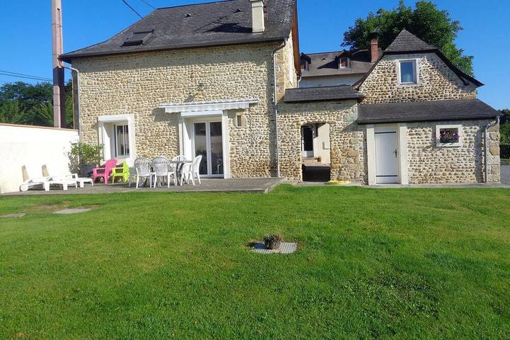 Maison de vacances pour 6 personnes, avec Terrasse ainsi que Jardin et Piscine