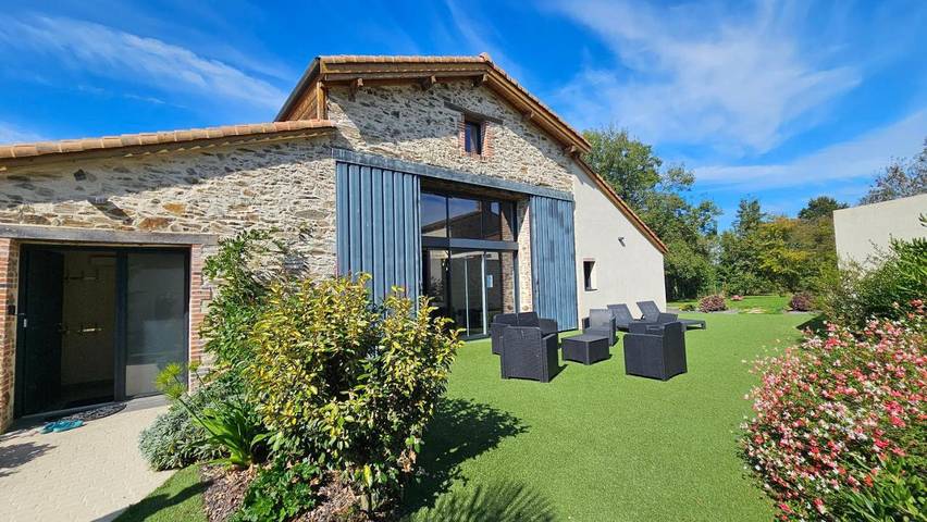 Maison de vacances pour 15 personnes, avec vue et jardin