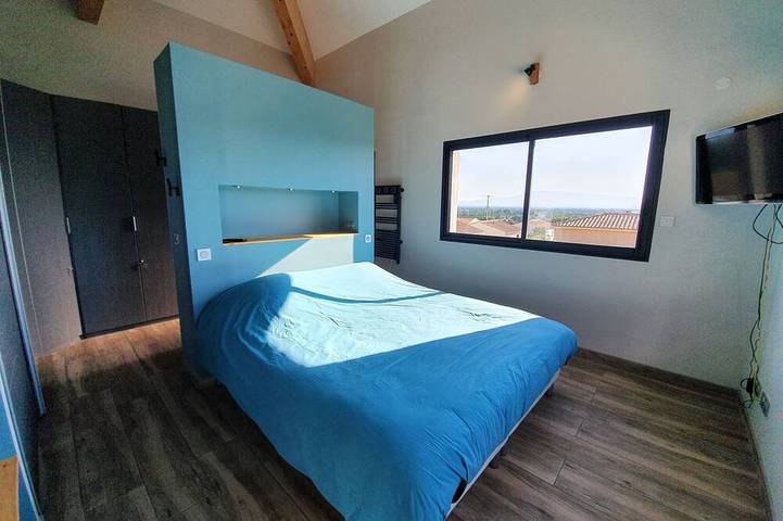 Location de vacances pour 7 personnes, avec jacuzzi et jardin à Jonquerettes - 2