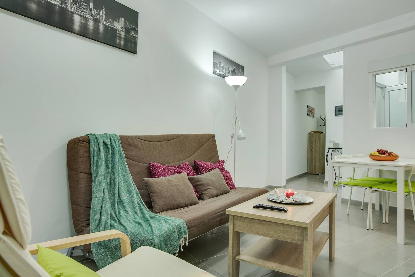 Appartement entier, Appartement confortable "1B Srv" près de la mer avec Wi-Fi et ventilateurs in Vecindario, Santa Lucía de Tirajana