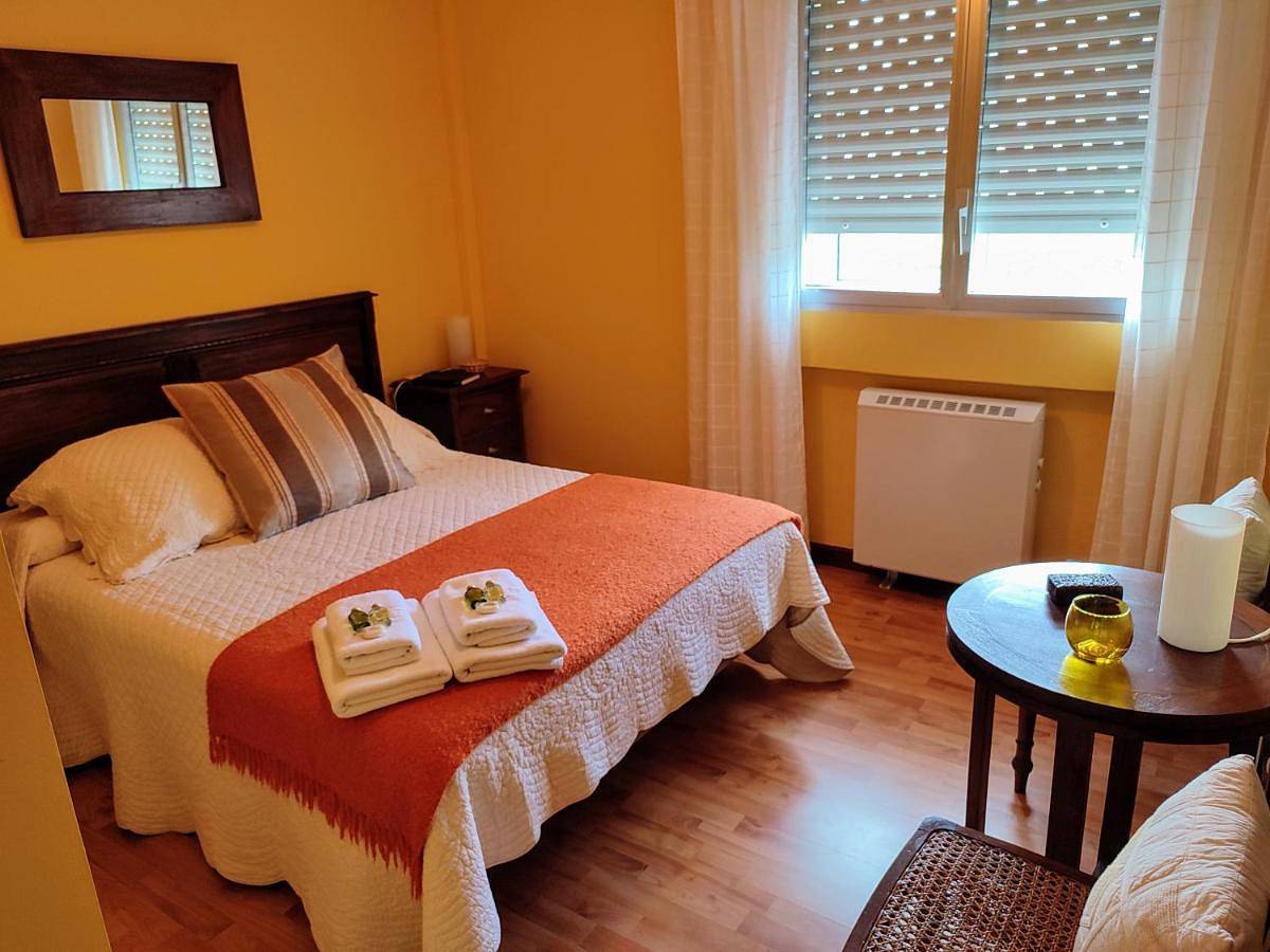Ganze Wohnung, Three-Bedroom Apartment in Cervo (Spanien), A Mariña Lucense