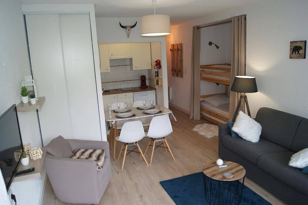 Ganze Wohnung, Wohnung *** In Neuem St Lary Dorf Renoviert in Saint-Lary-Soulan, Nationalpark Pyrenäen