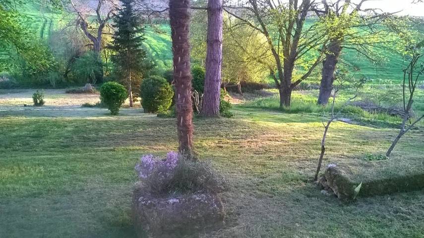 Location de vacances pour 3 personnes, avec vue et jardin à Moncrabeau - 3