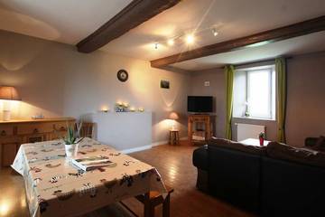 Gîte pour 8 personnes, avec jardin, animaux acceptés à Glatigny