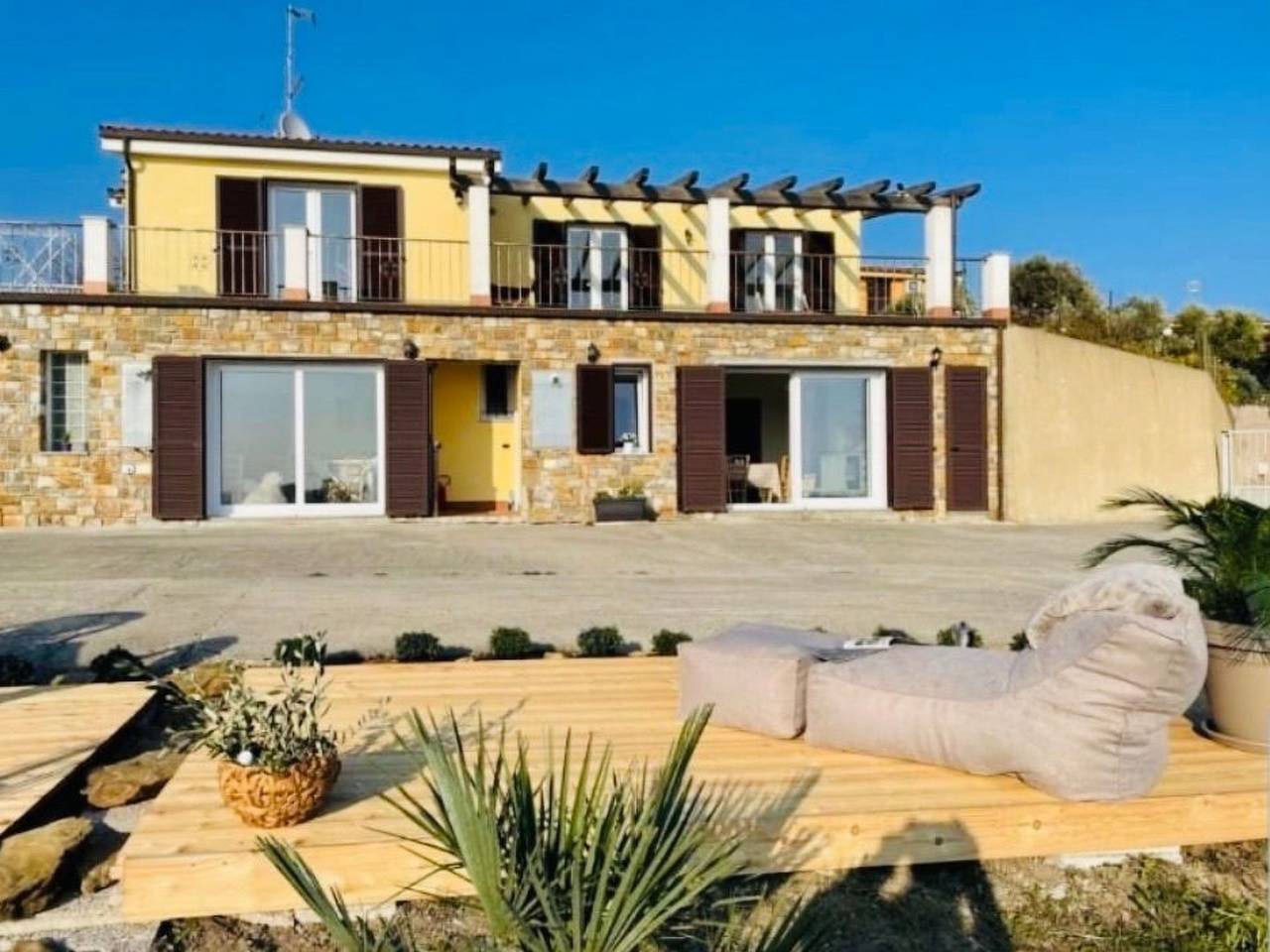 Ganze Wohnung, Bella Vista Poggi 180 Grad Fantastischer Meerblick in Poggi (Imperia), Imperia