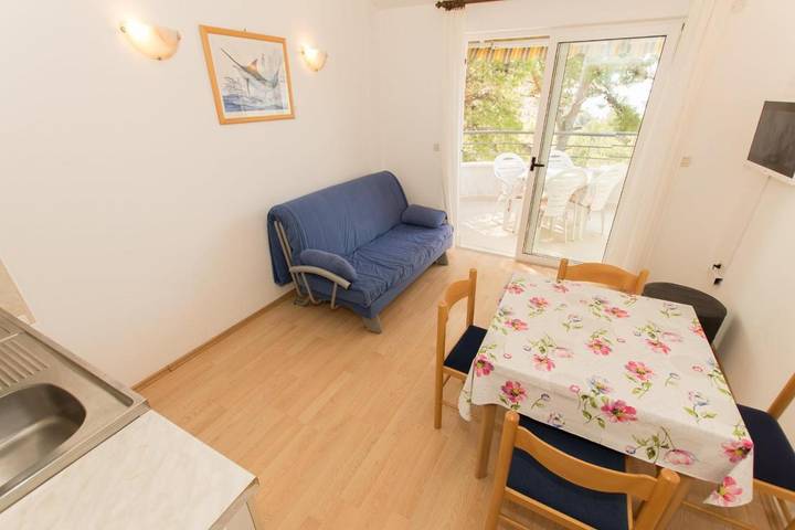 Ferienwohnung für 3 Personen, mit Ausblick und Balkon in Krvavica - 4