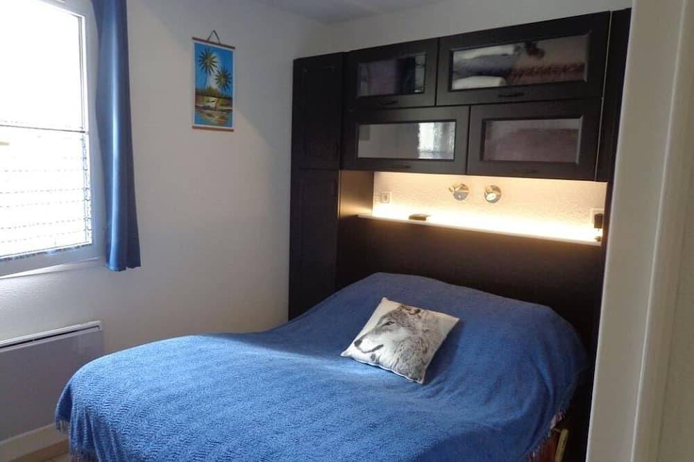 Ganze Wohnung, Anasa - Charming bright T2, terrace and comfort for 2 to 3 people in Digne-les-Bains, Alpes-de-Haute-Provence