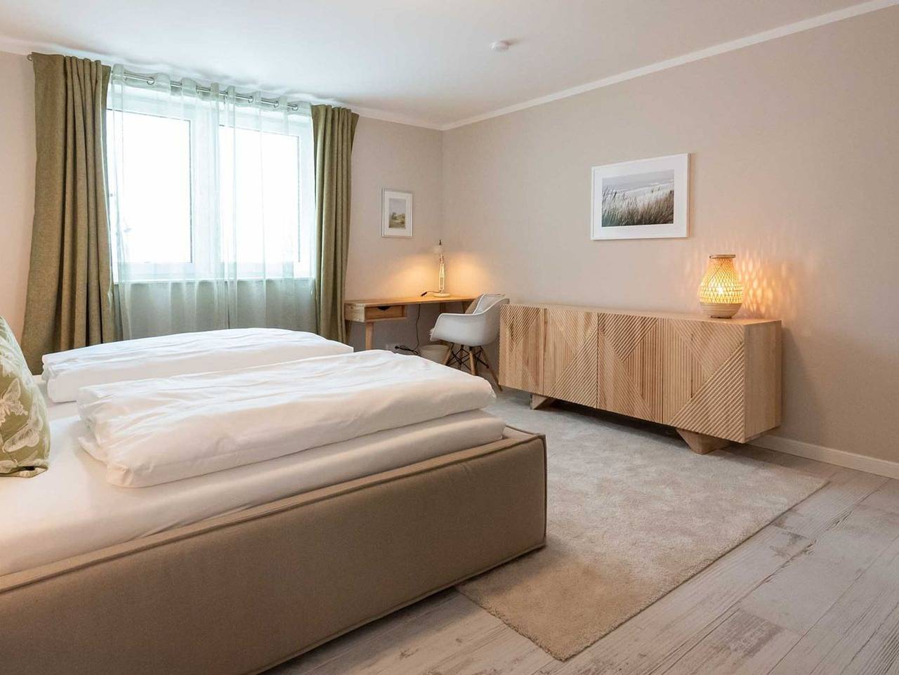 Senskiin Lee - Moderne & nachhaltige Haushälfte mit ca. 110 m² Wohnfläche für bis zu 6 Personen in Wenningstedt, Sylt