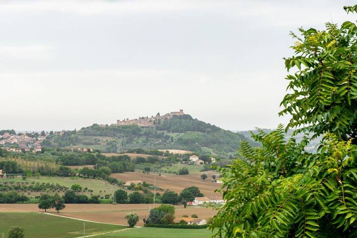 Gîte pour 2 personnes, avec balcon/terrasse à Tavullia - 2