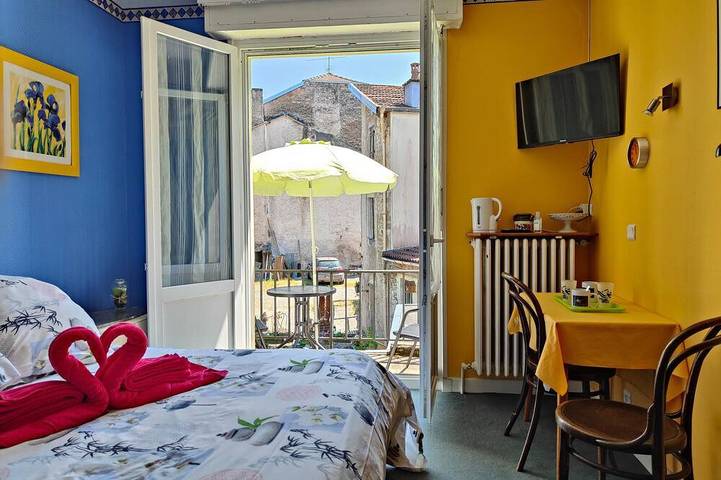 Holiday apartment for 2 people, with balcony and hot tub as well as sauna and garden - 1