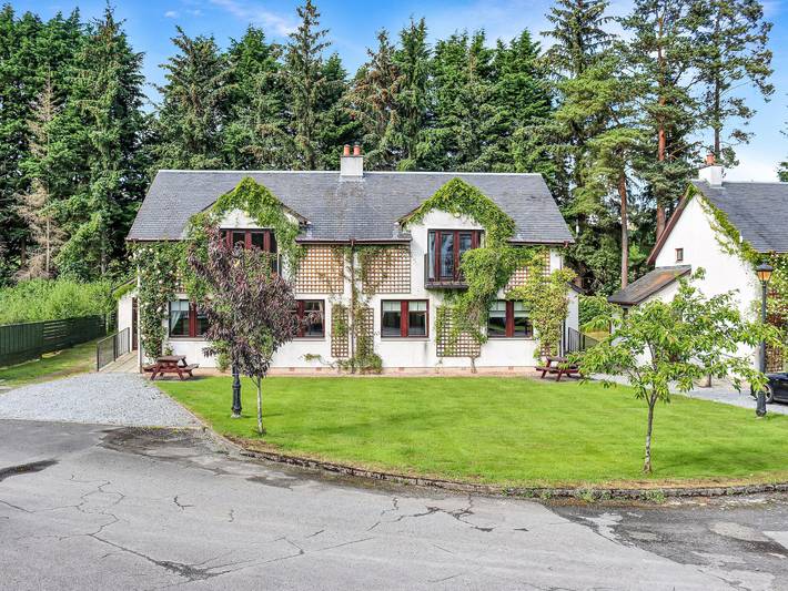 Cottage for 3 people, with garden, with pets in Scotland